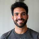 Retrato de Pablo Sánchez, cliente satisfecho.